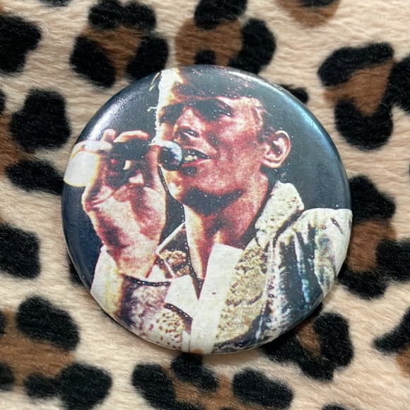 DAVID BOWIE 👩🎤Vintage Rock Button Pin Pinback 70s Ziggy Stardust Collectible - Picture 8 of 16